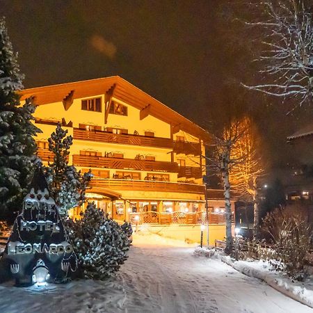 Park Hotel Leonardo Моэна Экстерьер фото