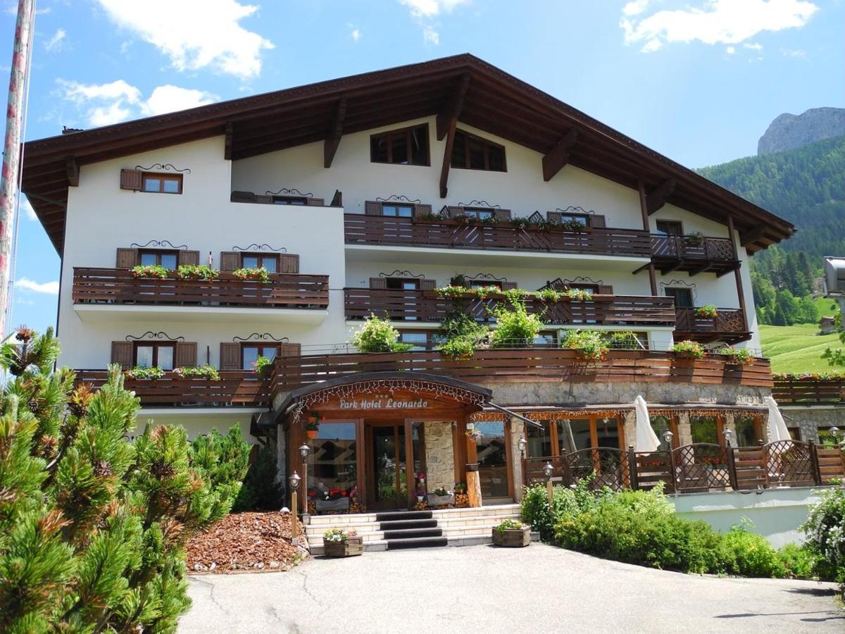 Park Hotel Leonardo Моэна Экстерьер фото